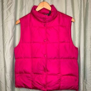 LL Bean Pink Snap Front Puffer Vest Size M